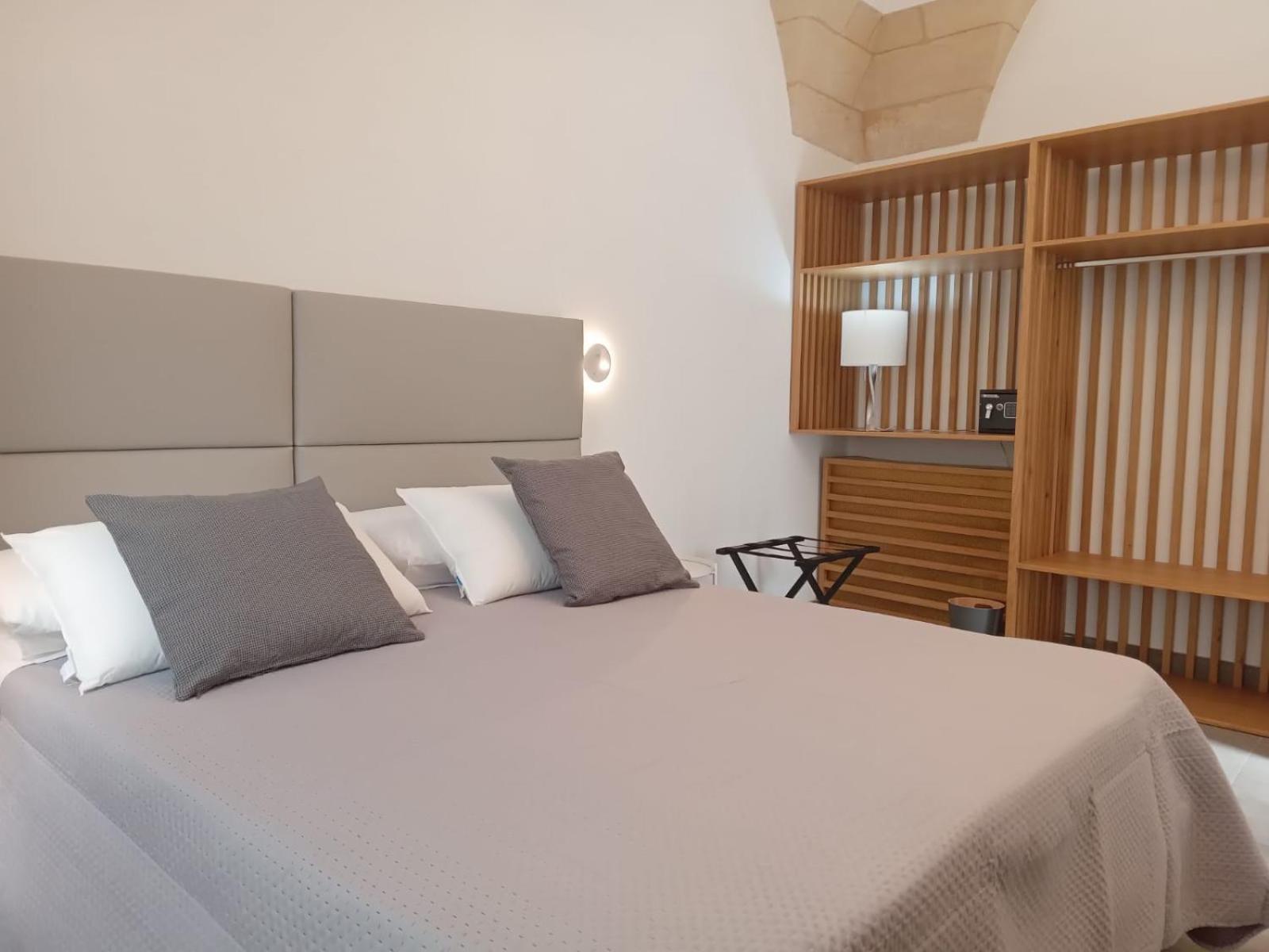 De Guidani Experience Hotel Lecce Phòng bức ảnh
